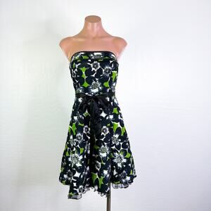Vintage Y2K 90s Coquette Strapless Fit & Flare Floral Tulle Midi Dress Green 5